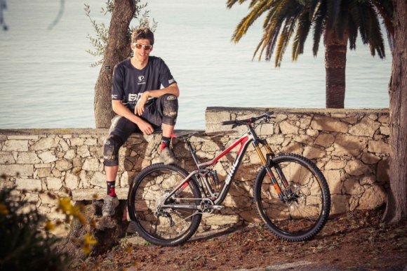 BMC trailfox TF01 – pierwszy enduro z osprzętem XTR Di2 LIFESTYLE, Sport - BMC trailfox TF01 został pierwszym rowerem enduro wyposażonym w elektroniczny osprzęt Shimano XTR Di2.