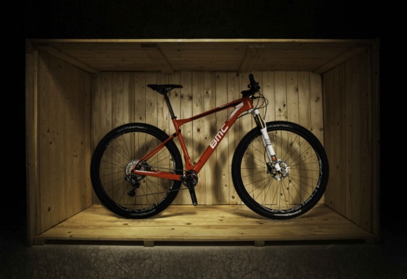 Nowy BMC teamelite 01 – kolejny etap w rozwoju MTB LIFESTYLE, Sport - Szwajcarska firma BMC przedstawiła nową propozycję przygotowaną z myślą o kolarstwie górskim cross-country – BMC teamelite 01. Wersja na 2016 r. ma być najbardziej zaawansowanym technologicznie rowerem MTB z ramą typu hardtail i wyznaczyć kierunki rozwoju dla całej branży.