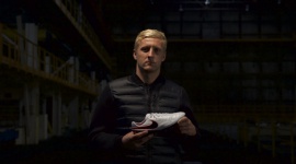 Tiempo Legend 6 - symbol jakości LIFESTYLE, Sport - Od przeszło 20 lat nazwa Tiempo jest synonimem najlepszych skórzanych butów piłkarskich. Najnowsza, szósta odsłona serii łączy w sobie najlepsze cechy swoich poprzedników z innowacyjną technologią, oferując znakomitą kontrolę nad piłką.