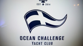 Ocean Challenge Yacht Club Inauguracja na 42. piętrze Cosmopolitan w Warszawie LIFESTYLE, Sport - Wspaniały wieczór uświetniony obecnością ponad 350 gości, wśród których znaleźli się James Pleasance, szef World Match Racing Tour oraz ambasadorzy Klubu – Bronisław Tarnacki, Zbigniew Choreń, Eugeniusz Moczydłowski, zainaugurował formalnie działalność Ocean Challenge Yacht Club.