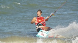 Puchar Azji w kitesurfingu: Victor Borsuk zajmuje 5. miejsce