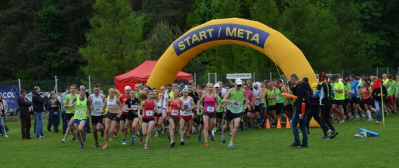 W sobotę 4. Bieg Konopielki LIFESTYLE, Sport - W sobotę 28 maja już po raz czwarty amatorzy biegania zameldują się na starcie Biegu Konopielki w Juchnowcu Kościelnym.