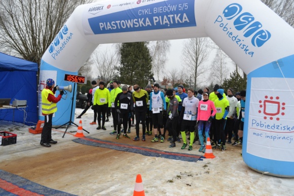 W kwietniu biegacze wracają do Pobiedzisk LIFESTYLE, Sport - 22 kwietnia to kolejna ważna data w kalendarzu biegacza. Tego dnia odbędzie się III Bieg „Agrobex Piastowska Piątka” Pobiedziska. To jednocześnie trzecia odsłona imprezy sportowej Agrobex Cykl Biegów 5/5. W Pobiedziskach biegacze będą rywalizować od godz. 11.