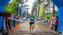 Pobiegną po Koronę Księżnej Dąbrówki LIFESTYLE, Sport - Sezon biegowy trwa - zarówno w Poznaniu, jak i powiecie poznańskim nie brakuje imprez idealnych dla osób aktywnych. Ważną datą w kalendarzu biegacza będzie 28 maja, kiedy o godz. 12 odbędzie się VII Bieg o Koronę Księżnej Dąbrówki.