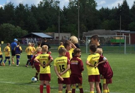 Młodzicy KS Wasilków ze wsparciem Bonano i Lodziarz.pl