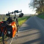 Urlop na siodle – przygotuj się na rowerową wyprawę