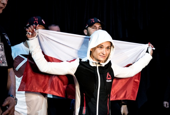 Karolina Kowalkiewicz w drugiej walce wieczoru na gali UFC w Gdańsku
