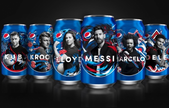 PEPSI SERWUJE WYJĄTKOWE EMOCJE W GLOBALNEJ KAMPANII FOOTBALLOWEJ LIFESTYLE, Sport - Pepsi ogłasza prawdziwą gratkę dla fanów futbolu na świecie – globalną kampanię „LOVE IT. LIVE IT. FOOTBALL.”. Ujawni ona dotychczas nieznane momenty i wyjątkowe doświadczenia piłkarskie szóstki znakomitych, światowej klasy zawodników - wśród nich znalazł się Kuba Błaszczykowski.