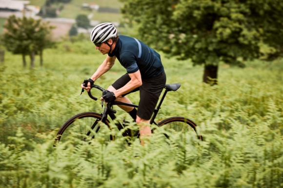 BMC prezentuje wszechstronne rowery szosowe Roadmachine X