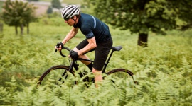 BMC prezentuje wszechstronne rowery szosowe Roadmachine X LIFESTYLE, Sport - Rowery szosowe BMC Roadmachine X to jedna z nowości w kolekcji szwajcarskiej marki BMC na rok 2019. Jak tłumaczy producent, nowe modele są wszechstronne – stworzono je dla osób oczekujących wydajności w bardzo różnych warunkach terenowych.