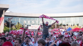 Kibicuj w Porcie Łódź LIFESTYLE, Sport - Już w najbliższy czwartek (14 czerwca) rozpoczyna się wielkie święto Piłki Nożnej – Mundial 2018. Port Łódź zaprasza do wspólnego oglądania wszystkich meczów w Strefie Kibica, zlokalizowanej w najbardziej urokliwym miejscu Centrum – na Patio.