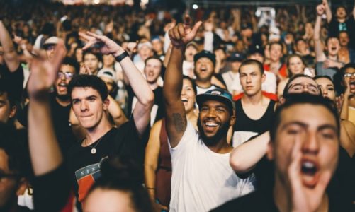 Słowniczek kibica dla międzynarodowego fana futbolu