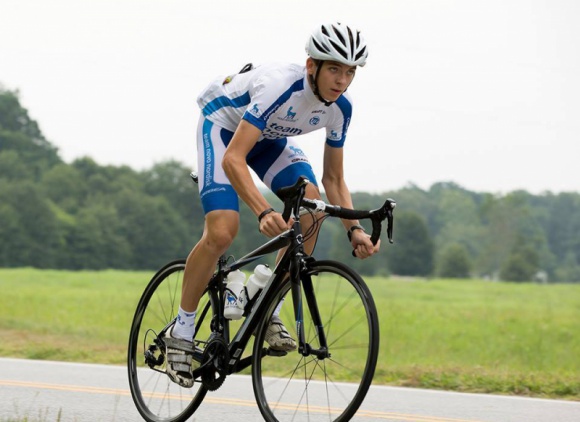 Diabetycy na Tour de Pologne 2018! LIFESTYLE, Sport - Jak wygrać wyścig z cukrzycą? Najlepiej na dwóch kółkach, z kaskiem na głowie! Aby pokazać, że nawet przewlekła choroba nie musi być ograniczeniem w spełnianiu sportowych marzeń,