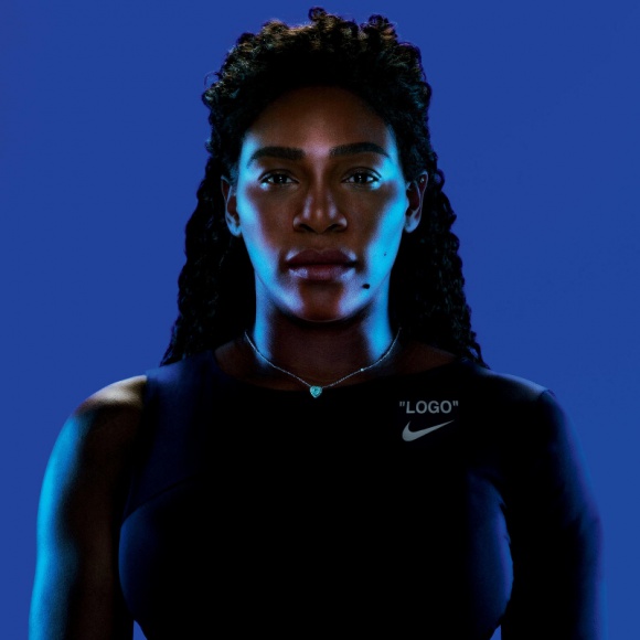 Nike x Virgil Abloh dla Sereny Williams LIFESTYLE, Sport - Nike oraz Virgil Abloh świętują powrót Sereny Willims na korty Flushing Meadows w Nowym Jorku prezentując kolekcję The Queen.