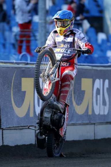 Przyjdź na Speedway Grand Prix - liczne atrakcje i wymarzona niespodzianka LIFESTYLE, Sport - Już w najbliższa sobotę na Stadionie Narodowym zobaczymy czołówkę światowego żużla. Duże emocje czekają również w miasteczku kibica.