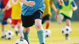 Mistrzostwa świata w piłce nożnej od soboty we Wrocławiu! LIFESTYLE, Sport - Zabawa i sportowe emocje. Tysiąc najmłodszych adeptów piłki nożnej. Dwa dni rywalizacji na czterech boiskach. W najbliższy weekend pod Magnolia Park rozegrane zostaną IX Mini Mistrzostwa Świata Przedszkolaków. A w środku inne ciekawe wydarzenie sportowe…