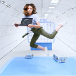 Maja Kuczyńska w reklamie Pixelbook Go