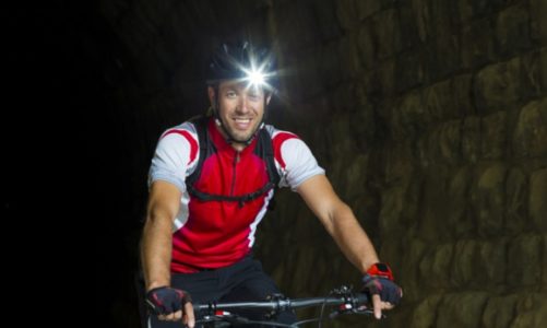 Sport jesienią. Jak dobrać odzież i sprzęt?