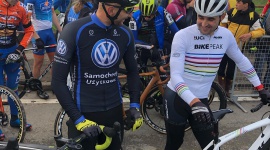 Przełajowe Mistrzostwa Europy: Zacięta walka Bogdana Czarnoty LIFESTYLE, Sport - Bardzo dobre 5. miejsce w kategorii masters (45-49) zajął Bogdan Czarnota podczas przełajowych Mistrzostw Europy we Włoszech. Warunki były tak trudne, że zawodnicy przez długie fragmenty biegli.