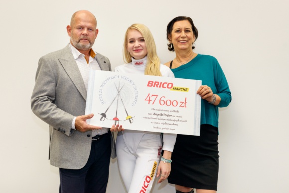 MUSZKIETEROWIE ZEBRALI BLISKO 50 000 ZŁ DLA POLSKIEJ MEDALISTKI OLIMPIJSKIEJ