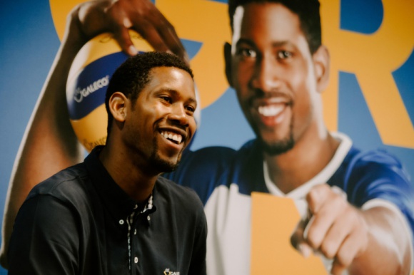 Wilfredo Leon z pierwszą wizytą w Galeco LIFESTYLE, Sport - 22 czerwca 2020 roku w siedzibie polskiego producenta systemów rynnowych w Balicach odbyło się oficjalne spotkanie z ambasadorem marki – siatkarzem Wilfredo Leonem. Wydarzeniu towarzyszyła konferencja prasowa z przedstawicielami czołowych mediów.