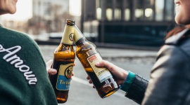 Piwo bezalkoholowe jako naturalny izotonik? Spróbuj sam! LIFESTYLE, Sport - Bezalkoholowe piwo Tichauer, warzone naturalnie w oparciu o ponad 120-letnie receptury to świetny izotonik pełen składników mineralnych takich jak witaminy z grupy B, potas, wapń, fosfor, ryboflawina, niacyna, magnez i cynk.