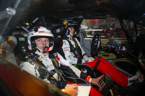 Kalle Rovanpera - czy to będzie najmłodszy rajdowy mistrz świata? LIFESTYLE, Sport - Czy nie jest za wcześnie na debiut za kierownicą Toyoty Yaris WRC? To była częsta reakcja, gdy japoński koncern zakontraktował Kallego Rovanperę na sezon 2020.